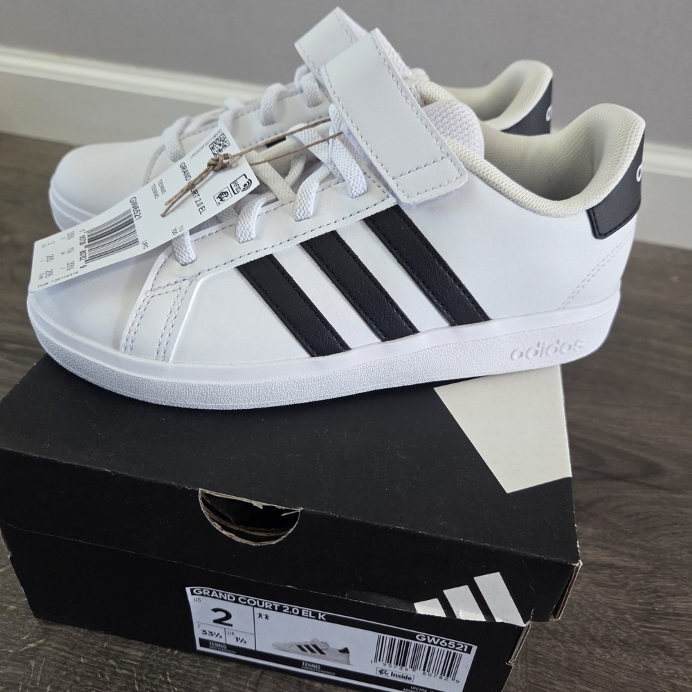 Adidas Kids Unisex Grand Court Sneakers - White and Black Size 2 NEW - Picture 2 of 9